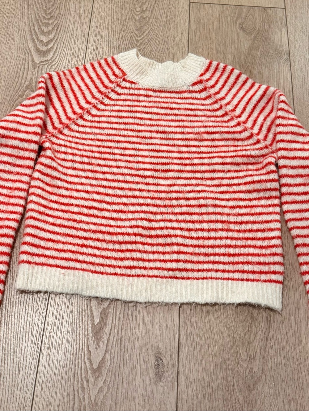 American Eagle Outfitters White & Red Striped Crewneck Sweater
